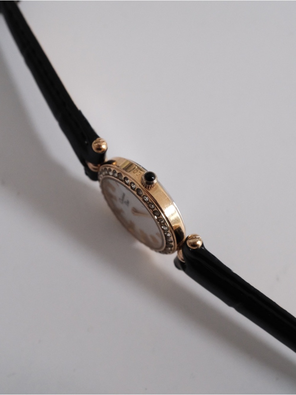 Vintage Dior Gold-Tone Crystal Bezel Watch with Black Leather Strap - Picture 6 of 10